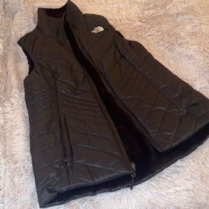 NORTH FACE REVERSIBLE VEST